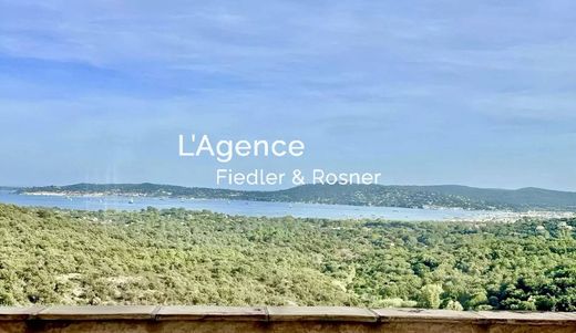 ‏וילה ב  גרימאוד, Var