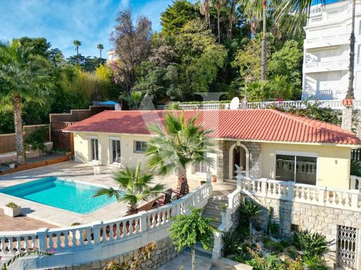 Villa in Golfe-Juan, Alpes-Maritimes