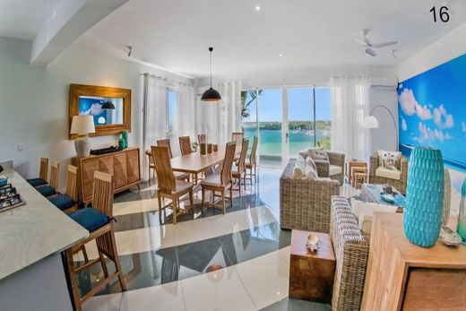 Penthouse in Trou d’Eau Douce, Flacq District