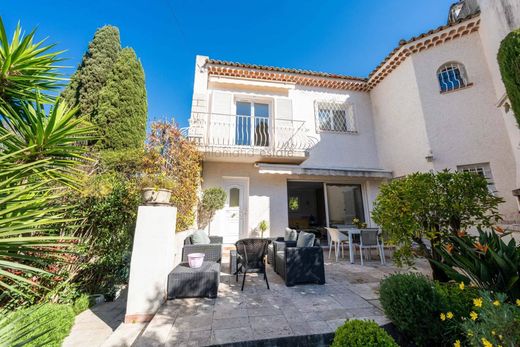 Casa di lusso a Cannes, Alpi Marittime
