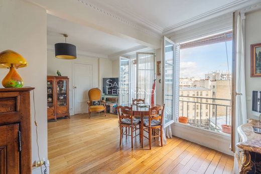 Apartment / Etagenwohnung in Motte-Picquet, Commerce, Necker, Paris
