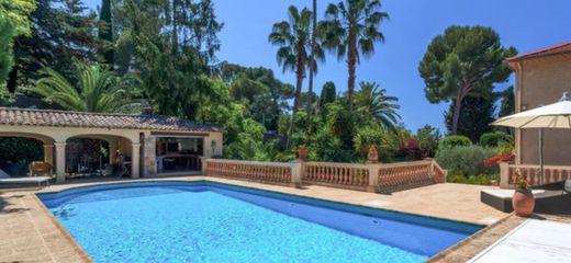 Le Cannet, Alpes-Maritimesのヴィラ