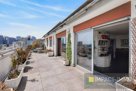 Appartement à Courbevoie, Hauts-de-Seine