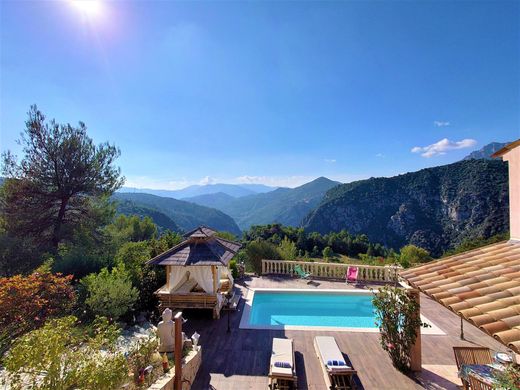 Villa in Levens, Alpes-Maritimes
