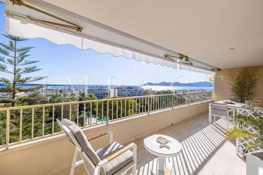 아파트 / 칸, Alpes-Maritimes