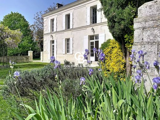 Luxury home in Saint-Sever-de-Saintonge, Charente-Maritime