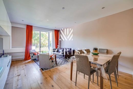Apartment in Charenton-le-Pont, Val-de-Marne