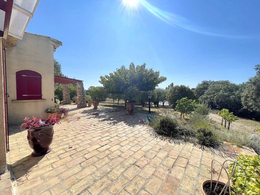 Πολυτελή κατοικία σε Tornac, Gard