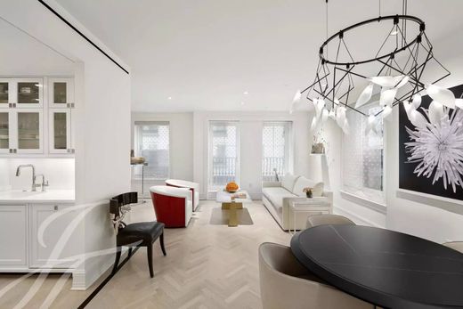 Apartment / Etagenwohnung in Midtown Manhattan, New York County