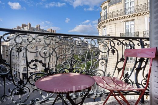 Piso / Apartamento en Monceau, Courcelles, Ternes, Paris