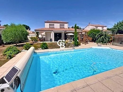 Luxus-Haus in La Roche-sur-Yon, Vendée