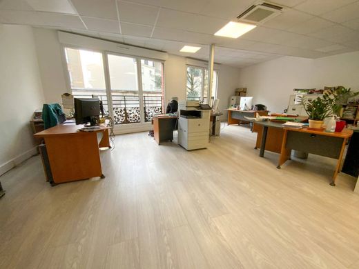 Bureau à Le Raincy, Seine-Saint-Denis