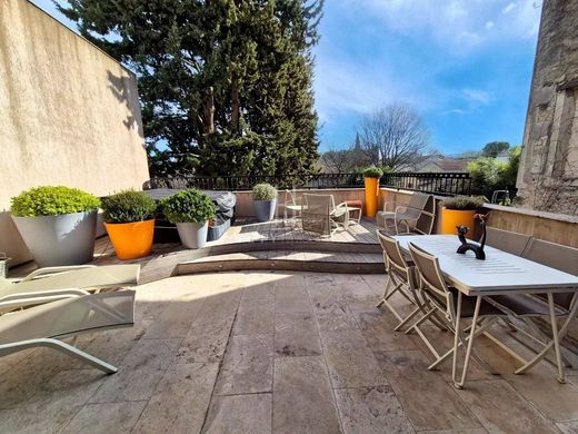 Apartment in Saint-Rémy-de-Provence, Bouches-du-Rhône