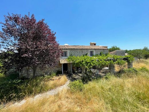 Casa de lujo en Rigaud, Alpes Marítimos