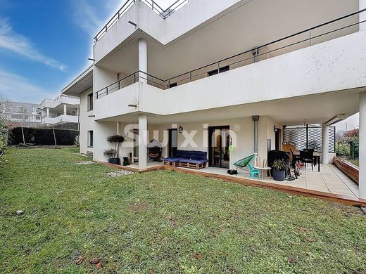 Apartment in Divonne-les-Bains, Ain