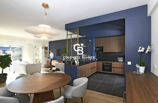 Apartment / Etagenwohnung in Nantes, Loire-Atlantique