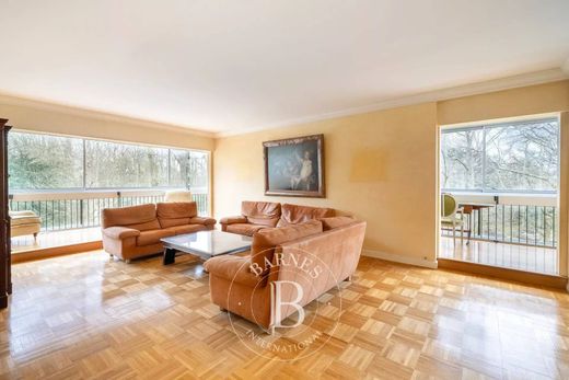 Apartment in Le Chesnay, Yvelines