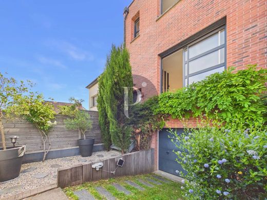 Luxury home in Antony, Hauts-de-Seine