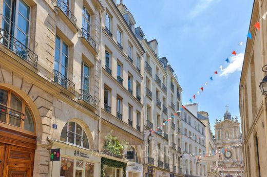 Apartment in Beaubourg, Marais, Notre Dame - Ile de La Cité, Paris