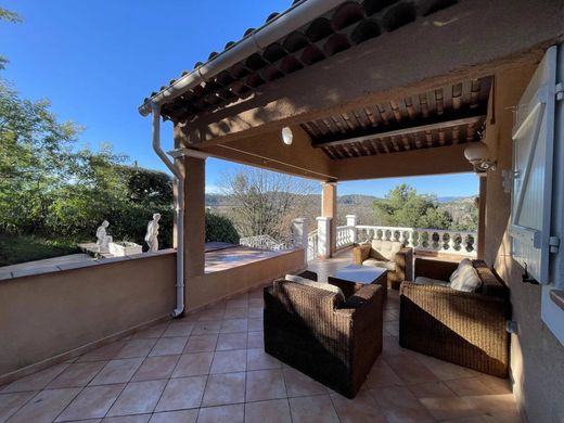 Casa di lusso a Taradeau, Var