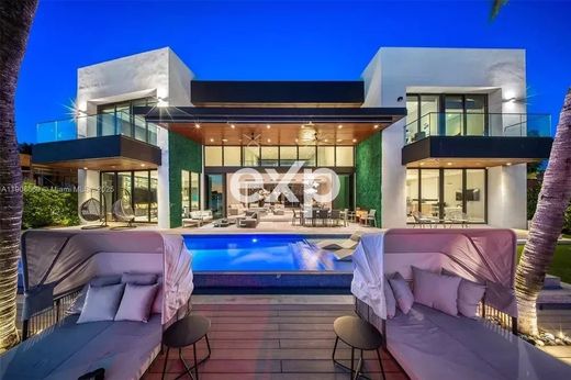 Villa in North Miami Beach, Miami-Dade County