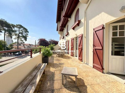 Apartment / Etagenwohnung in Hossegor, Landes