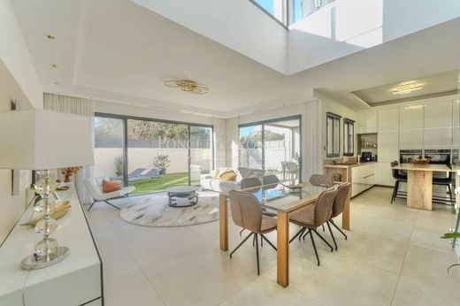 Luxury home in Lattes, Hérault