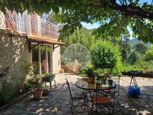 Luxury home in Roquevaire, Bouches-du-Rhône