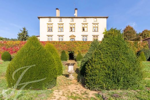 Casa di lusso a Lamure-sur-Azergues, Rhône