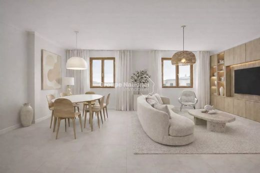 Apartment in Pernes-les-Fontaines, Vaucluse