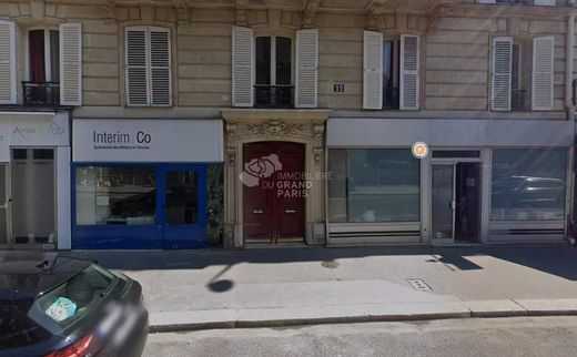 Office in Champs-Elysées, Madeleine, Triangle d’or, Paris
