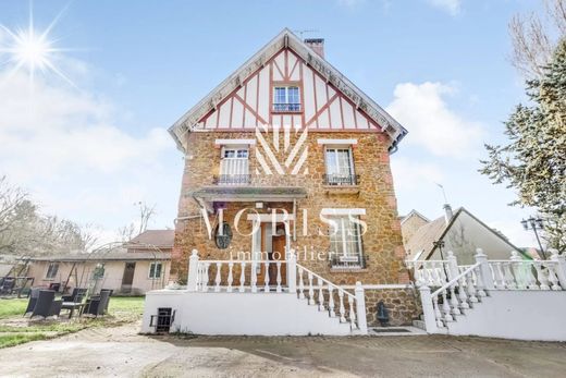 Maison de luxe à Boissy-Saint-Léger, Val-de-Marne