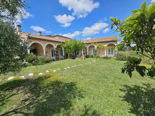 Вилла, Quillan, Aude