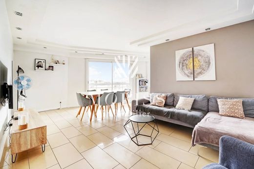 아파트 / Nogent-sur-Marne, Val-de-Marne