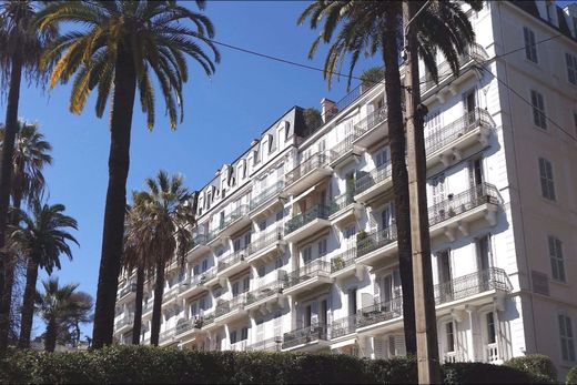 아파트 / 칸, Alpes-Maritimes