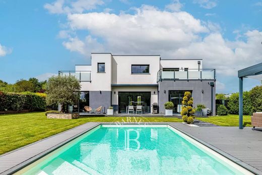 Luxury home in Orvault, Loire-Atlantique