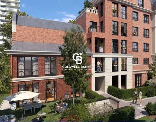 Luxury home in Puteaux, Hauts-de-Seine