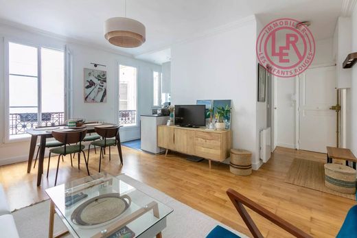 Apartment in Canal Saint Martin, Château d’Eau, Porte Saint-Denis, Paris