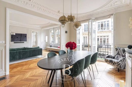 Apartment in Provence-Opéra – Grands Boulevards, Paris