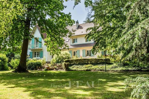 Luxury home in Jouars-Pontchartrain, Yvelines