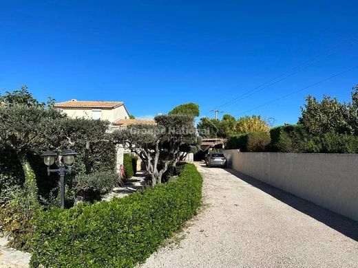 Βίλα σε La Barben, Bouches-du-Rhône