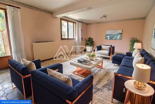 Luxe woning in Massy, Essonne