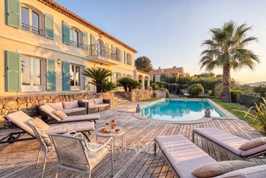 Luxury home in Mougins, Alpes-Maritimes