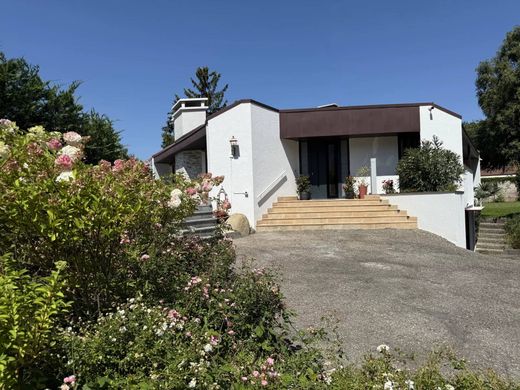Villa - Veyrier, Geneva