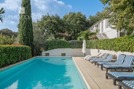 Luxus-Haus in Collobrières, Var