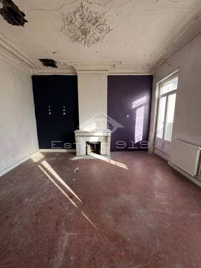 Ufficio a Marsiglia, Bocche del Rodano