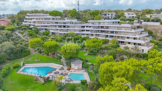 Piso / Apartamento en Villeneuve-Loubet, Alpes Marítimos