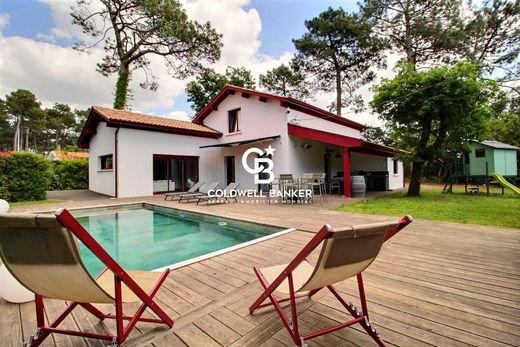 منزل ﻓﻲ Andernos-les-Bains, Gironde