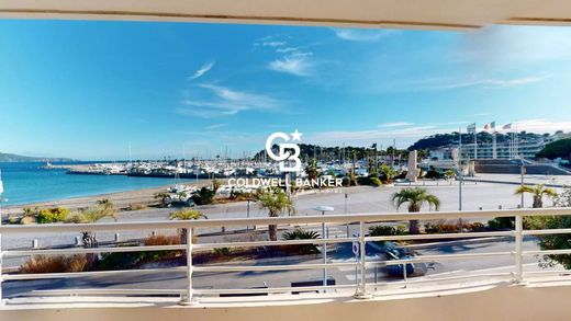 Cavalaire-sur-Mer, Varのアパートメント