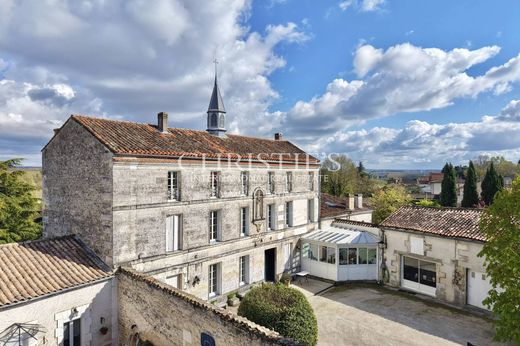 Luxury home in Angoulême, Charente